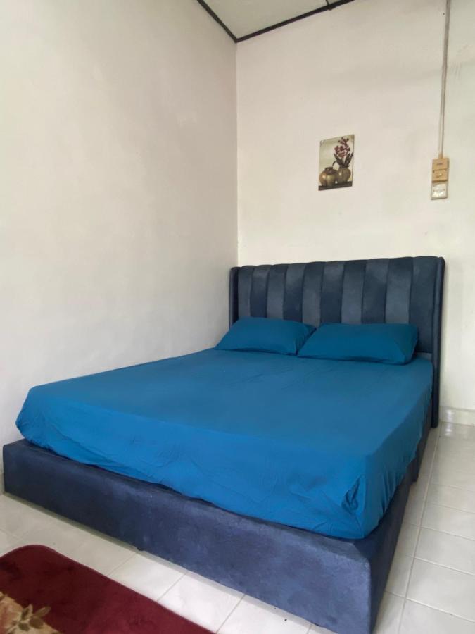 Aryaty Pantai Batu Buruk Apartment Kuala Terengganu